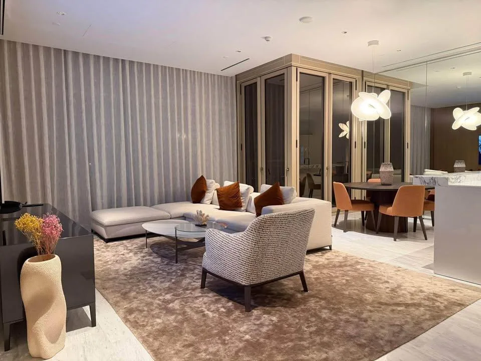 Four Seasons Private Residences Bangkok — photo 2