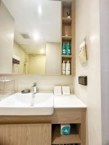 Bangtao Rooftop Seaview Laguna Skypark Condominium — photo 11