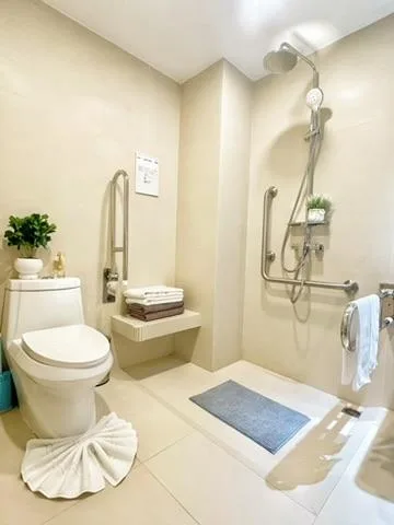Bangtao Rooftop Seaview Laguna Skypark Condominium — photo 12