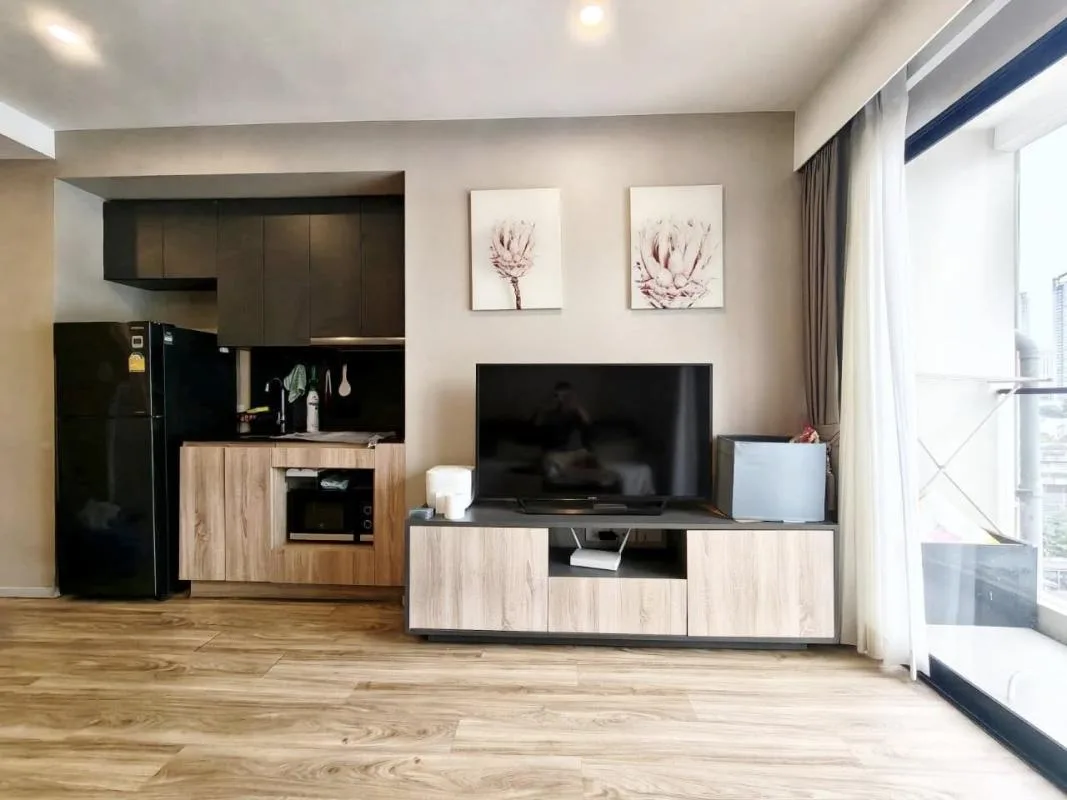 Blossom Condo @ Sathorn - Charoenrat — photo 2