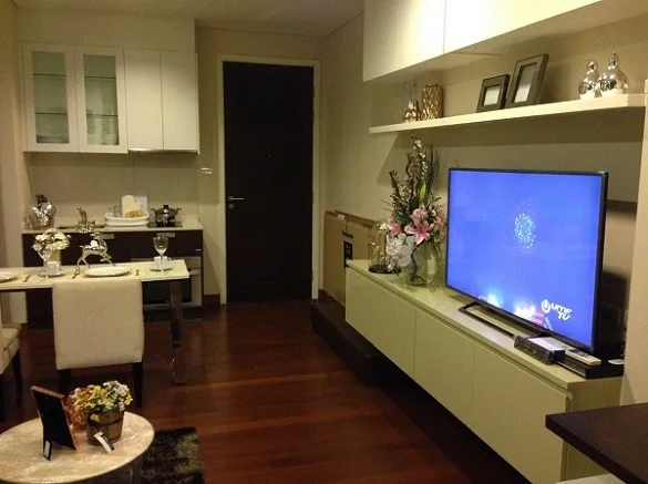 Ivy Thonglor — photo 2