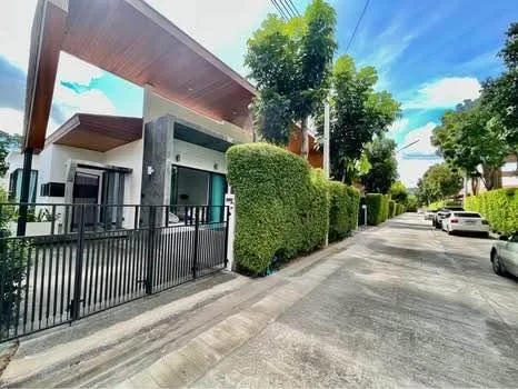 The 8 Pool Villa — photo 2