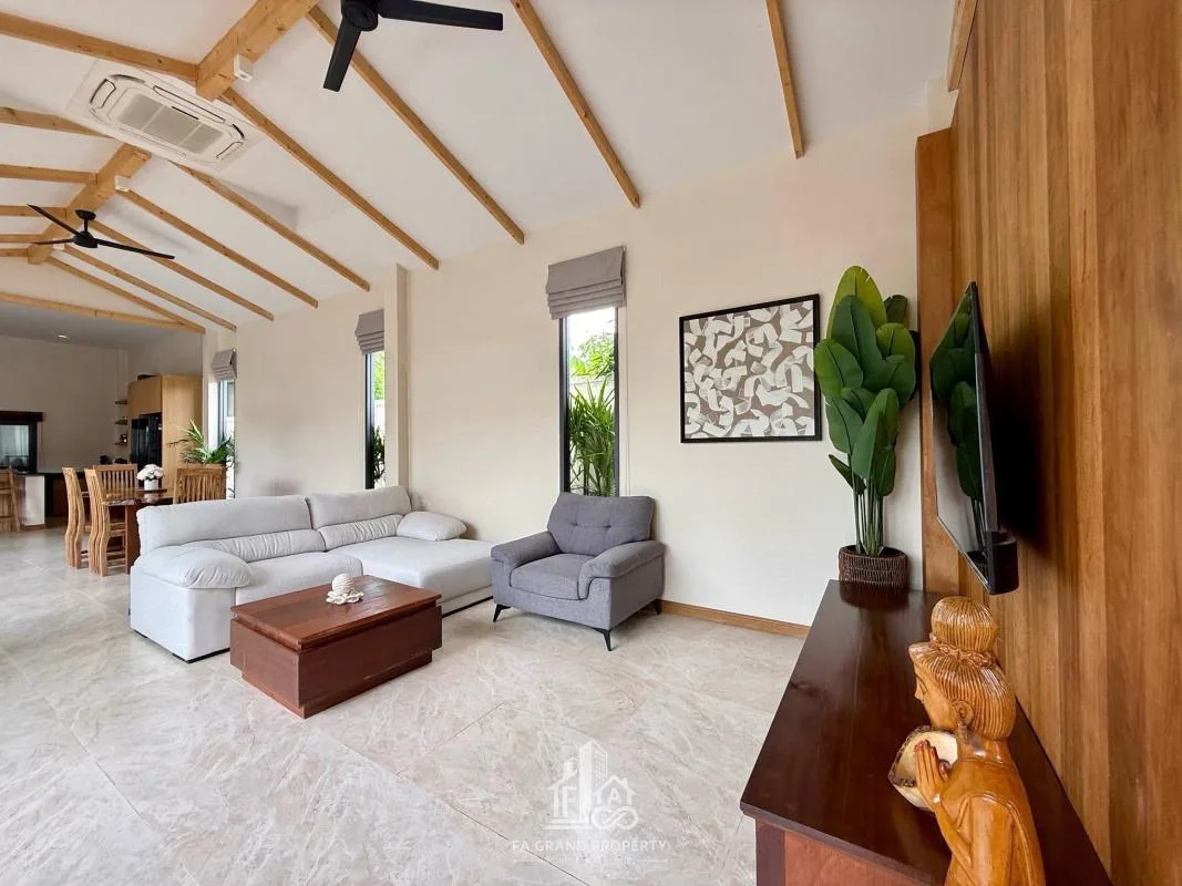 Urmi Villa — photo 9