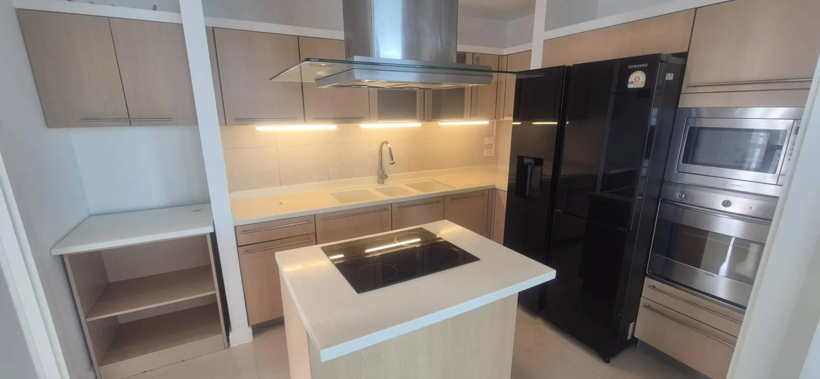 Athenee Residence — photo 3
