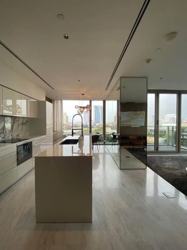 Four Seasons Private Residences — photo 3