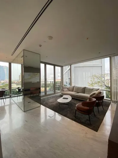 Four Seasons Private Residences