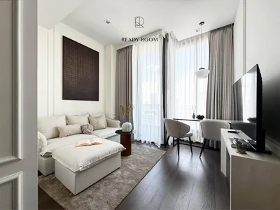 Aestiq Thonglor
