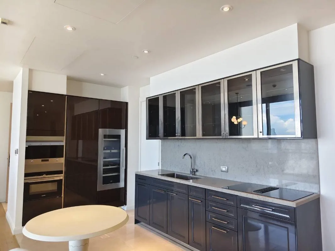 Magnolias Waterfront Residences — photo 5