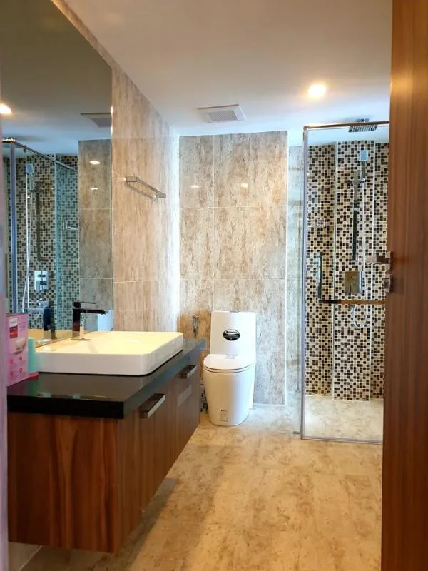 Grand Avenue Residence — photo 5