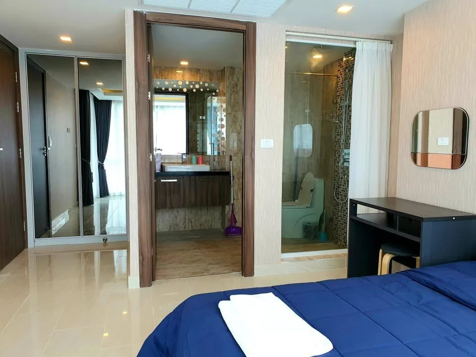 Grand Avenue Residence — photo 7