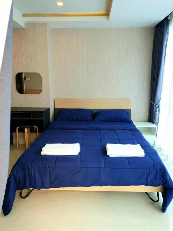 Grand Avenue Residence — photo 8