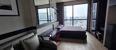 Ashton Chula - Silom