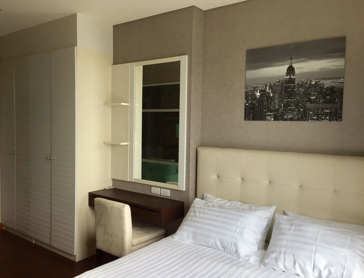 Ivy Thonglor — photo 8