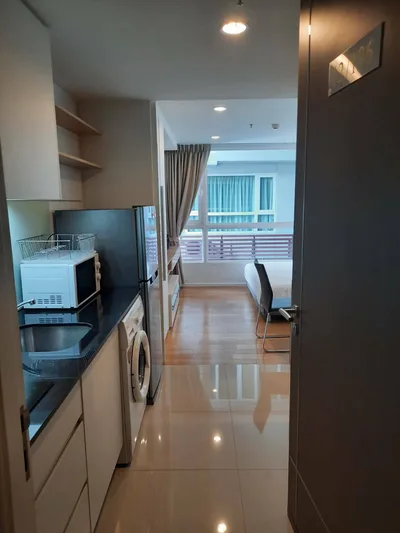 15 Sukhumvit Residences