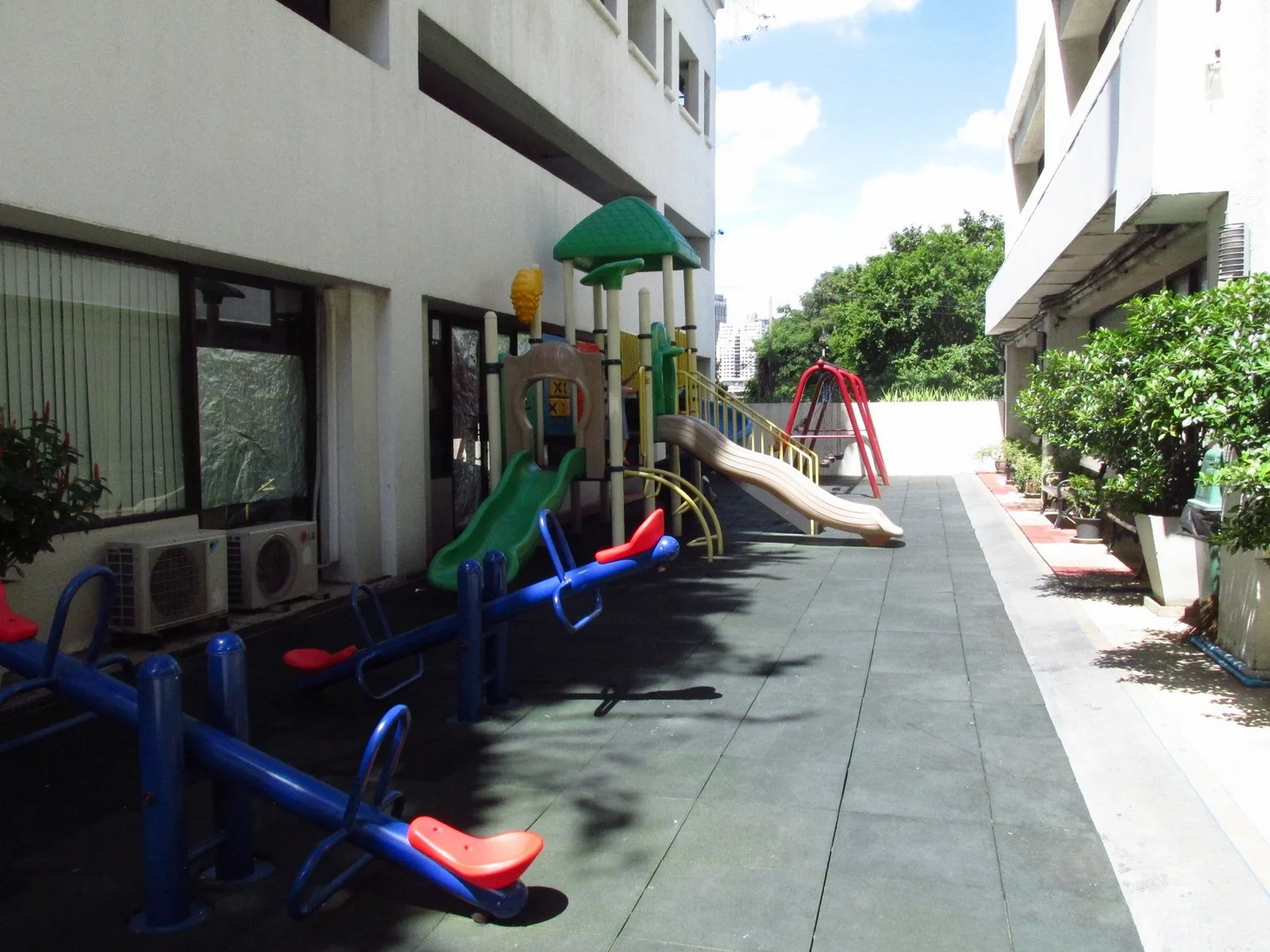 Supalai Place — photo 9