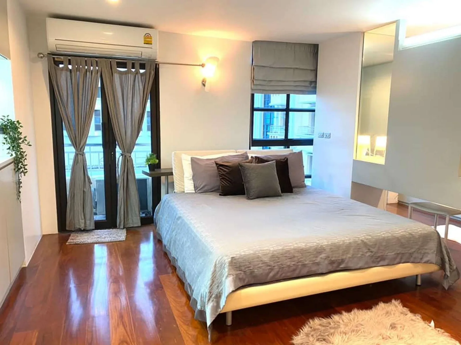 Silom Terrace — photo 8