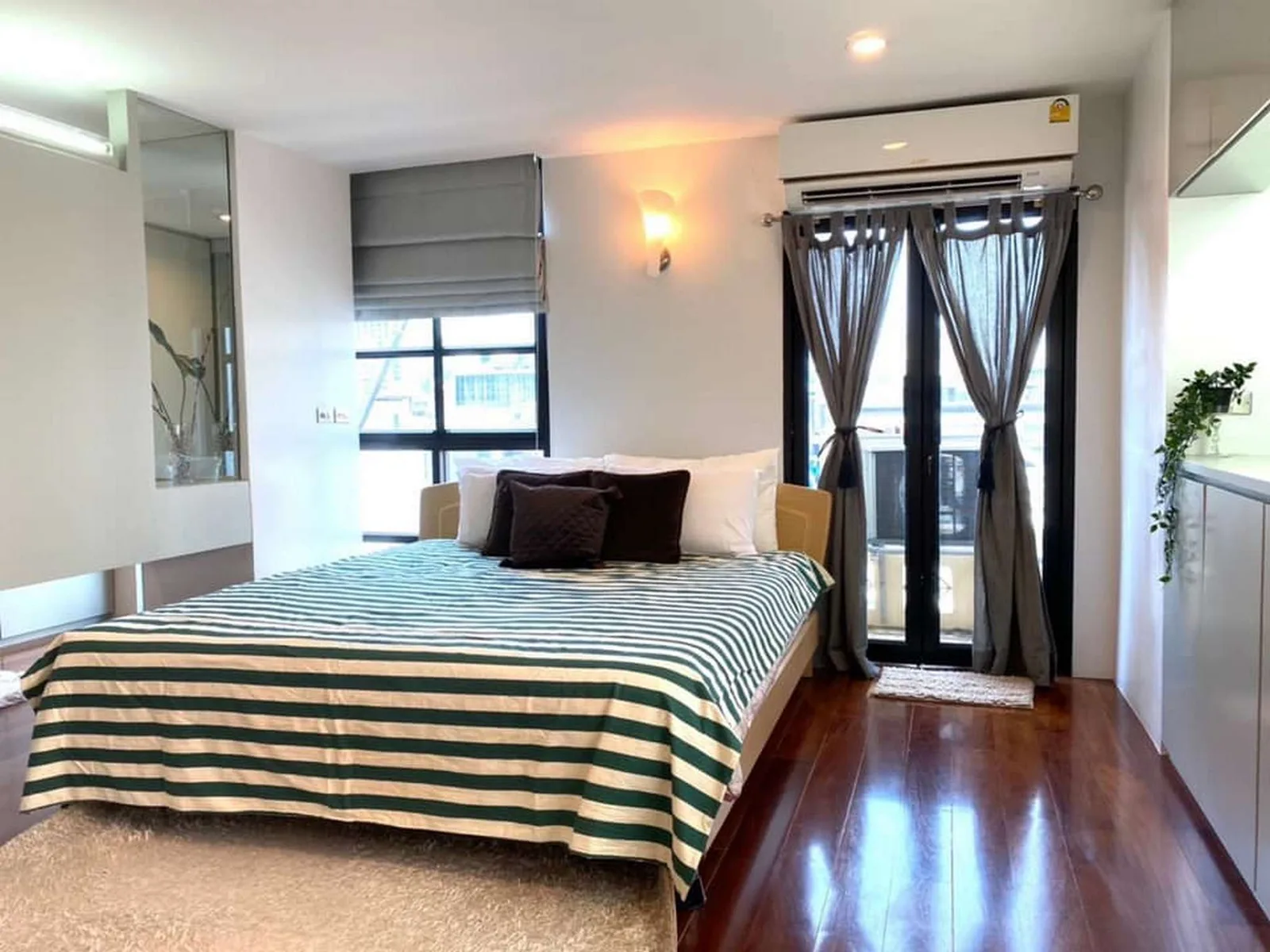 Silom Terrace — photo 9