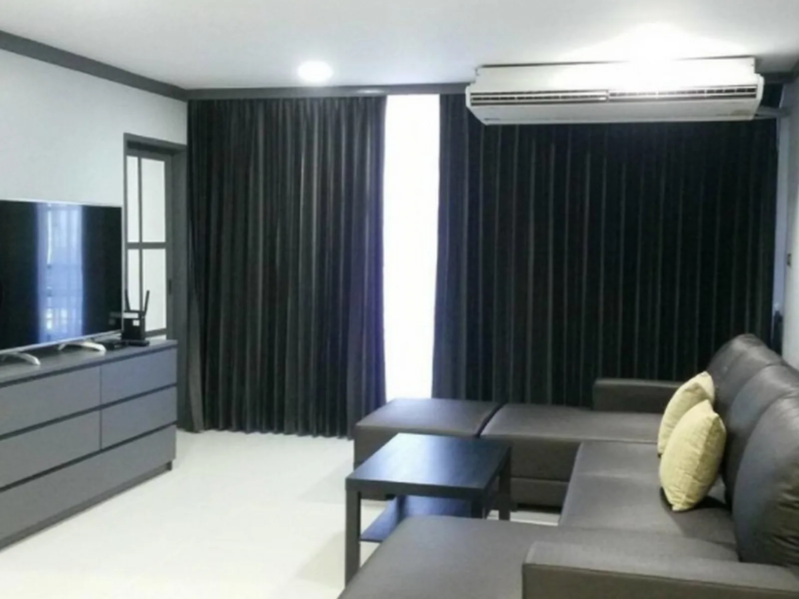 Supalai Place — photo 3