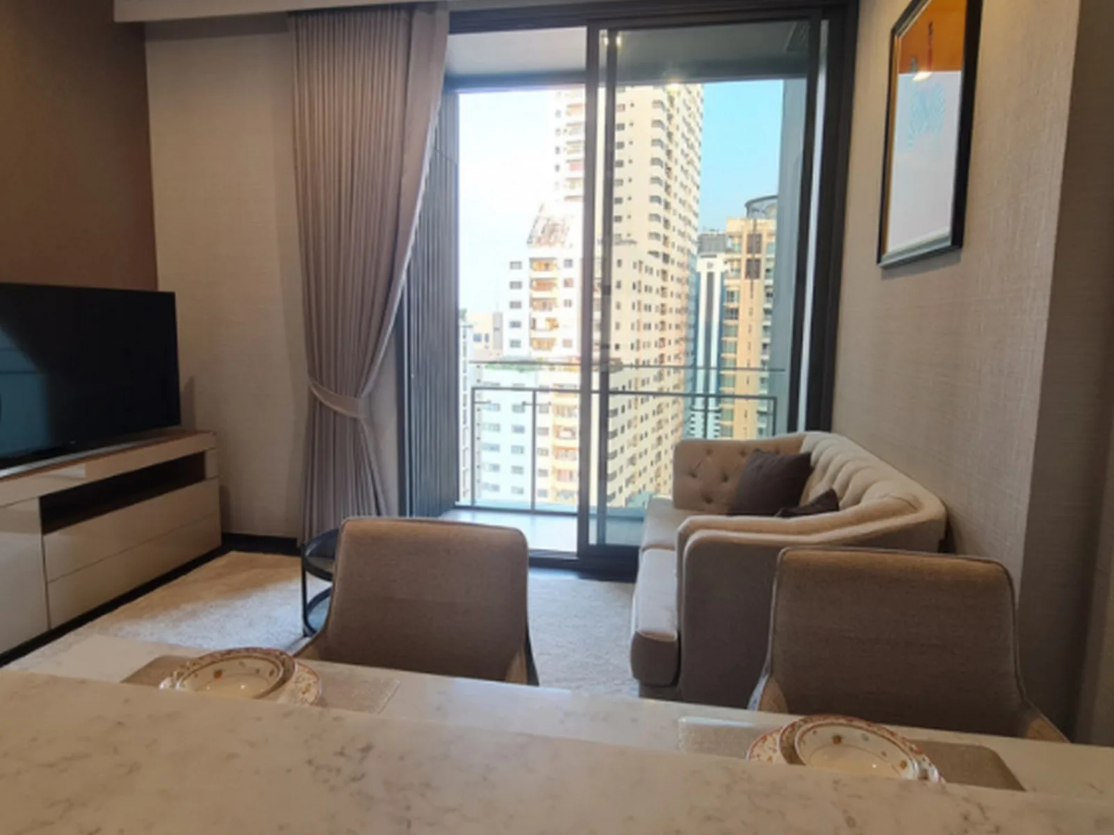Laviq Sukhumvit 57 — photo 1