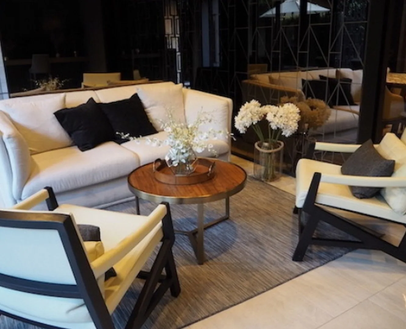 Klass Condo Langsuan — photo 11