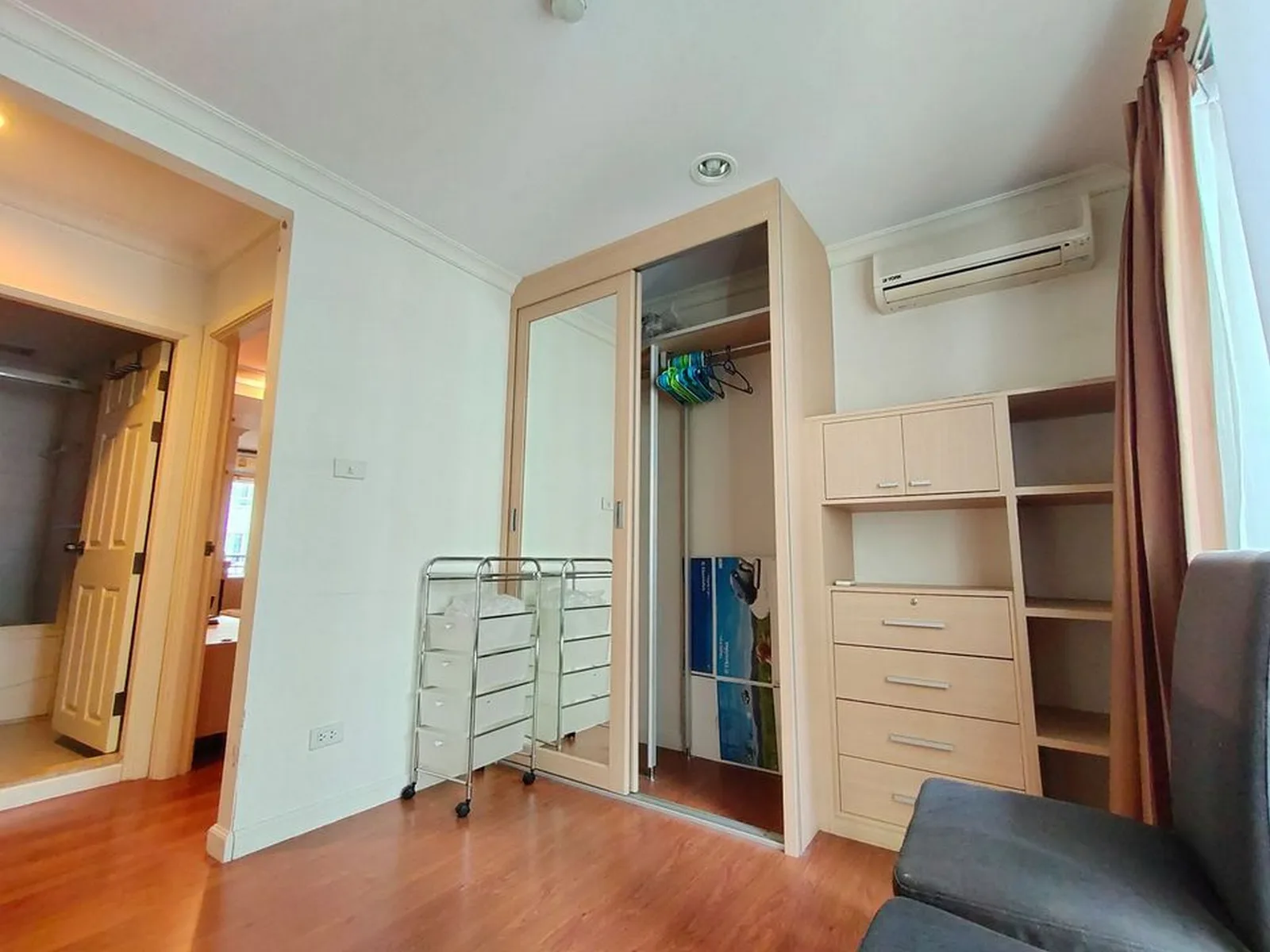 Lumpini Suite Sukhumvit 41 — photo 3