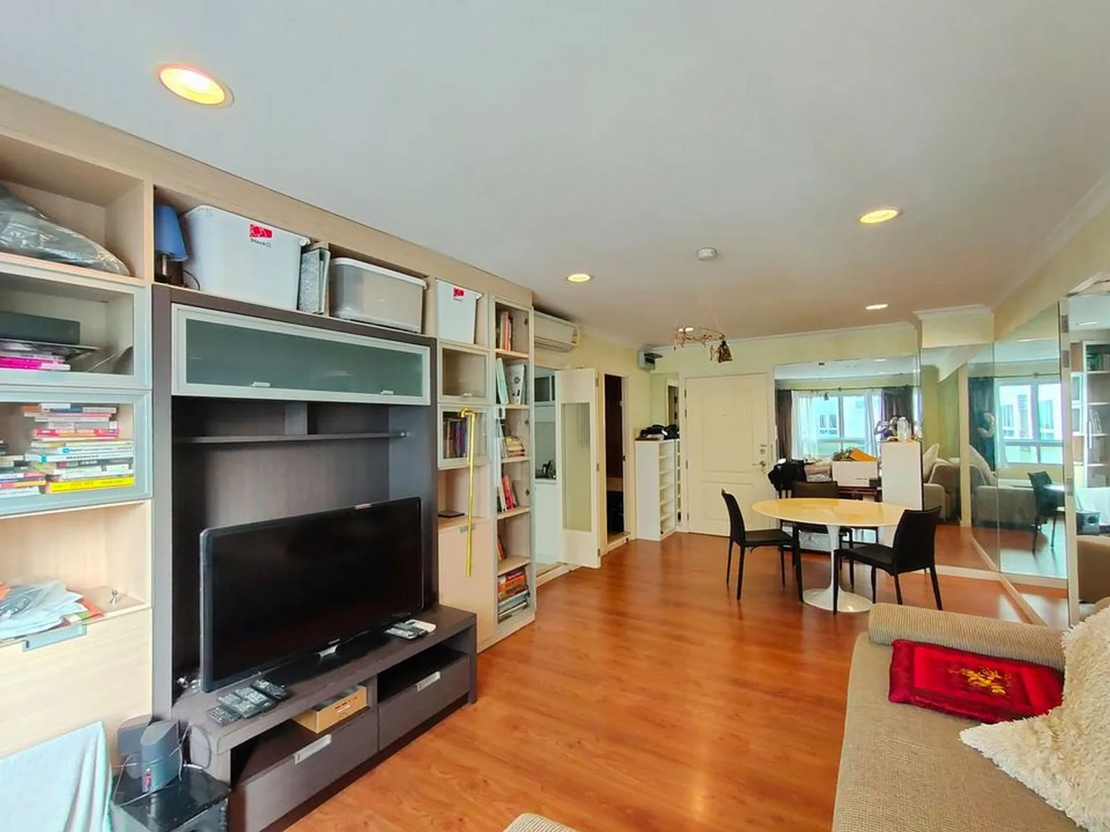 Lumpini Suite Sukhumvit 41 — photo 6