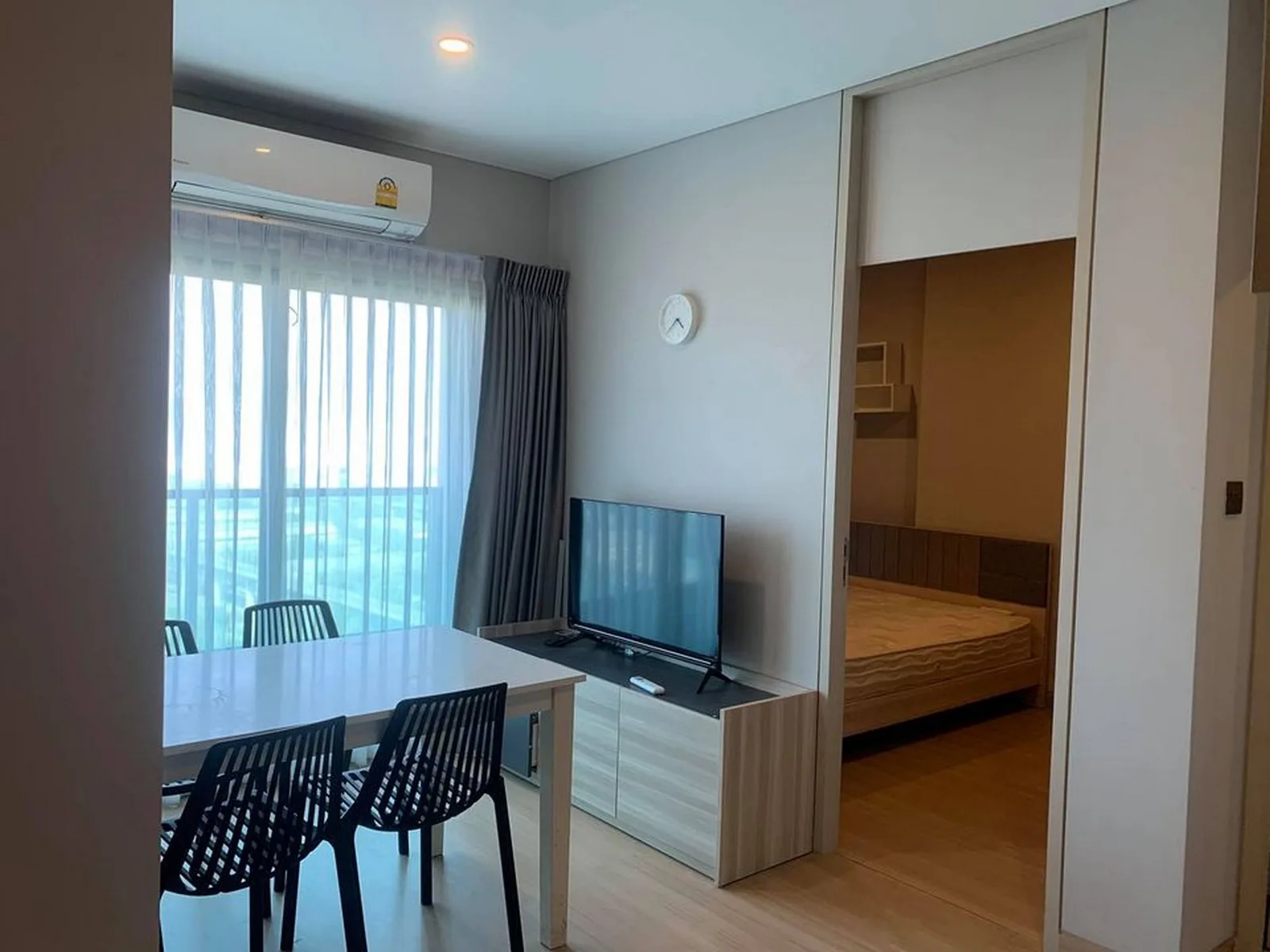 Lumpini Suite Phetchaburi - Makkasan — photo 4