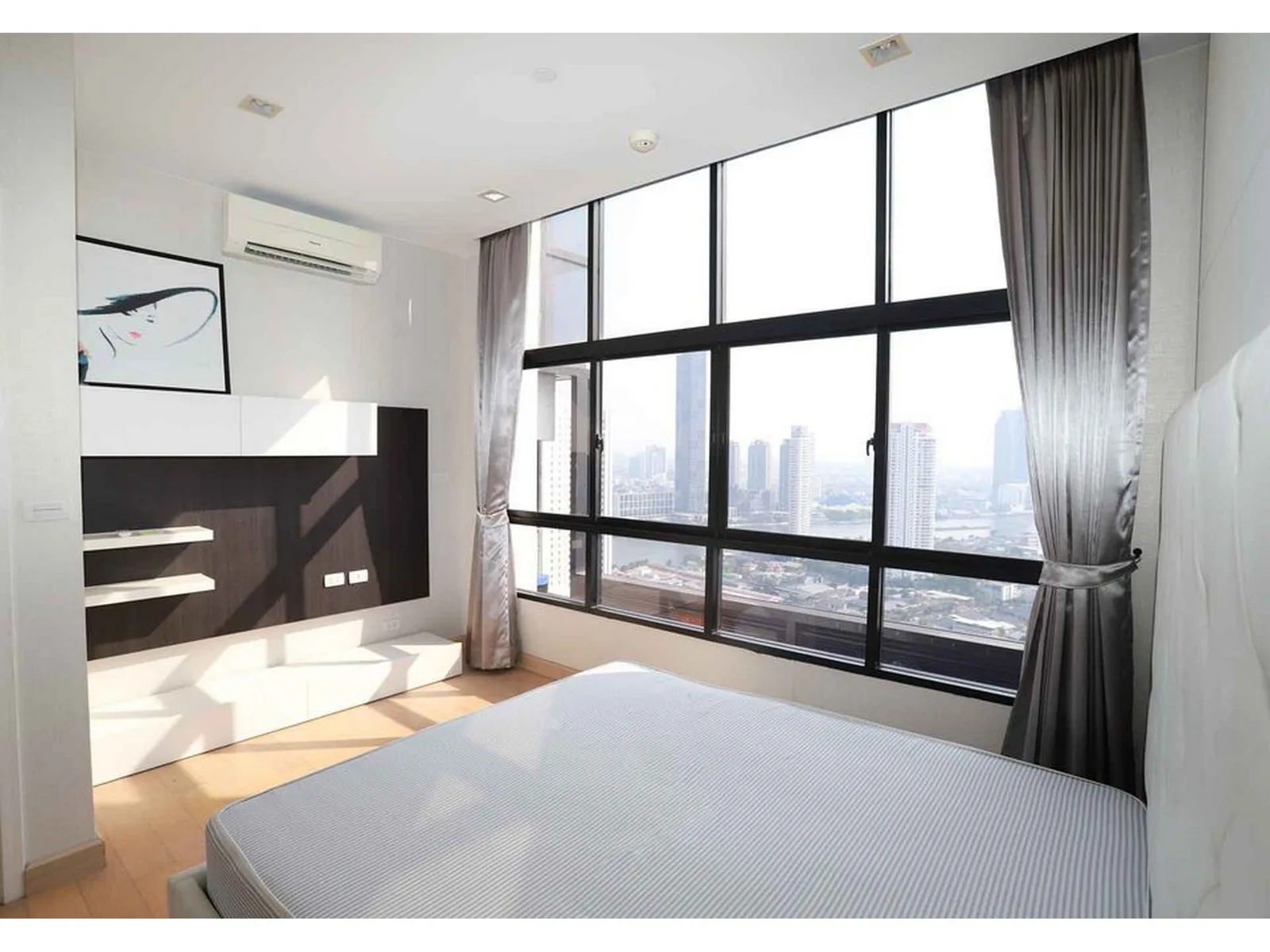 Urbano Absolute Sathon - Taksin — photo 14