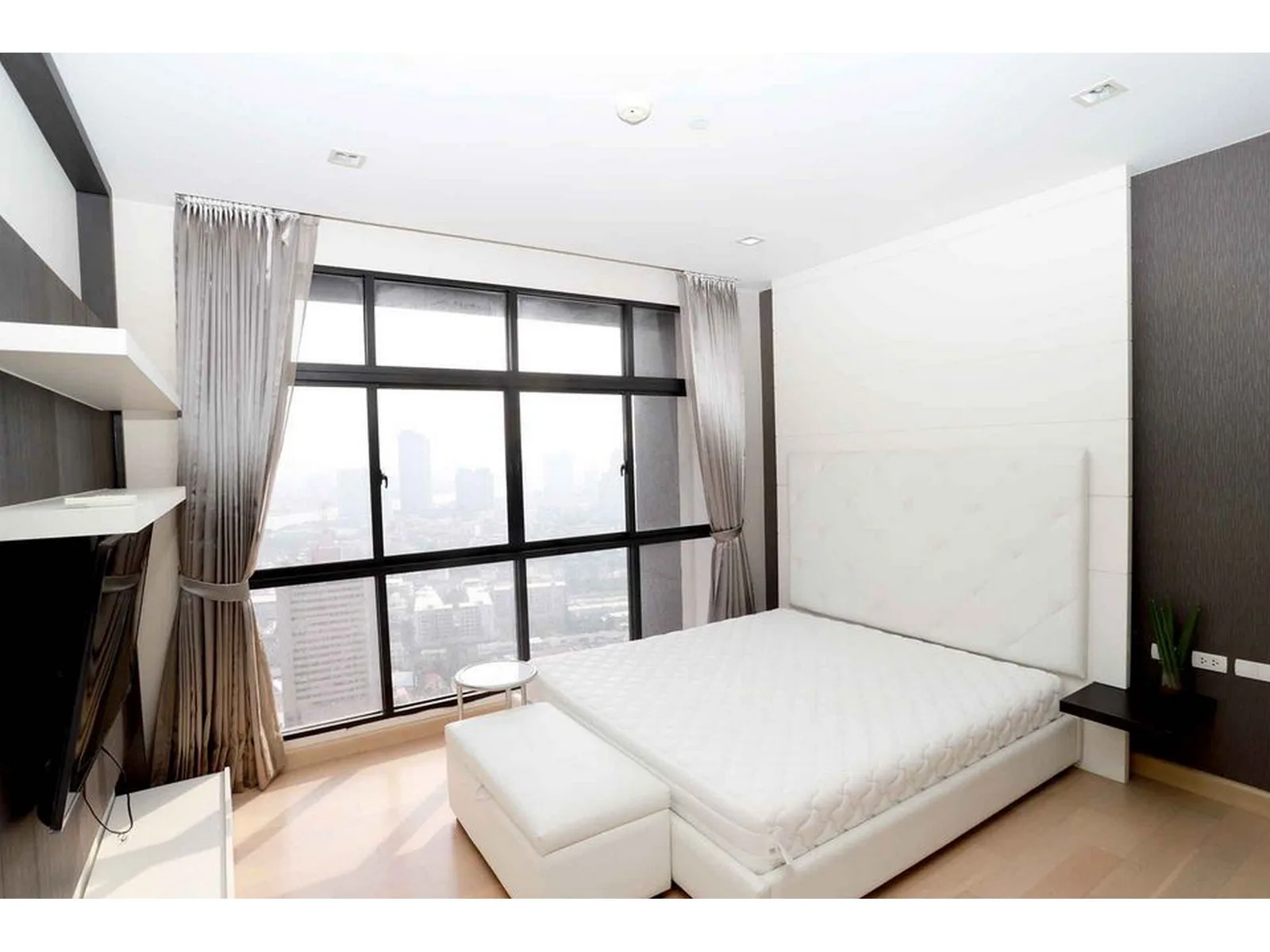 Urbano Absolute Sathon - Taksin — photo 15