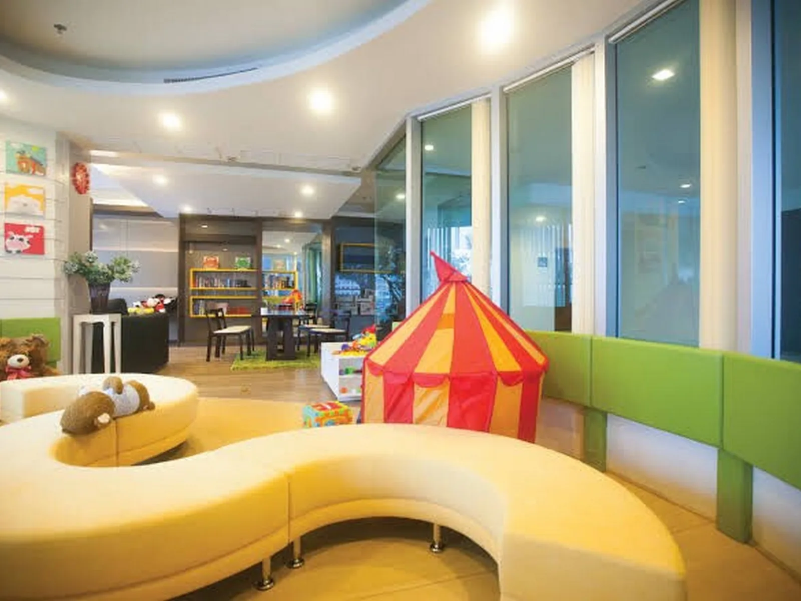 Sky Walk Condominium — photo 12