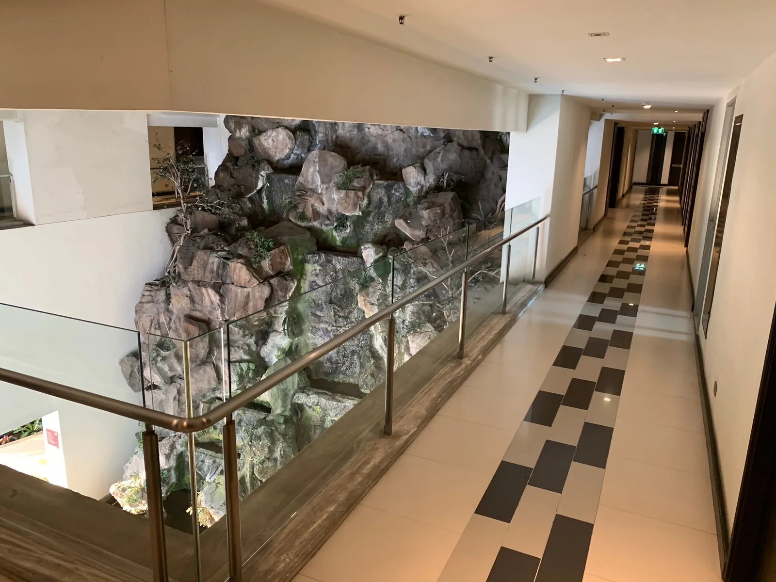 Sky Walk Condominium — photo 8