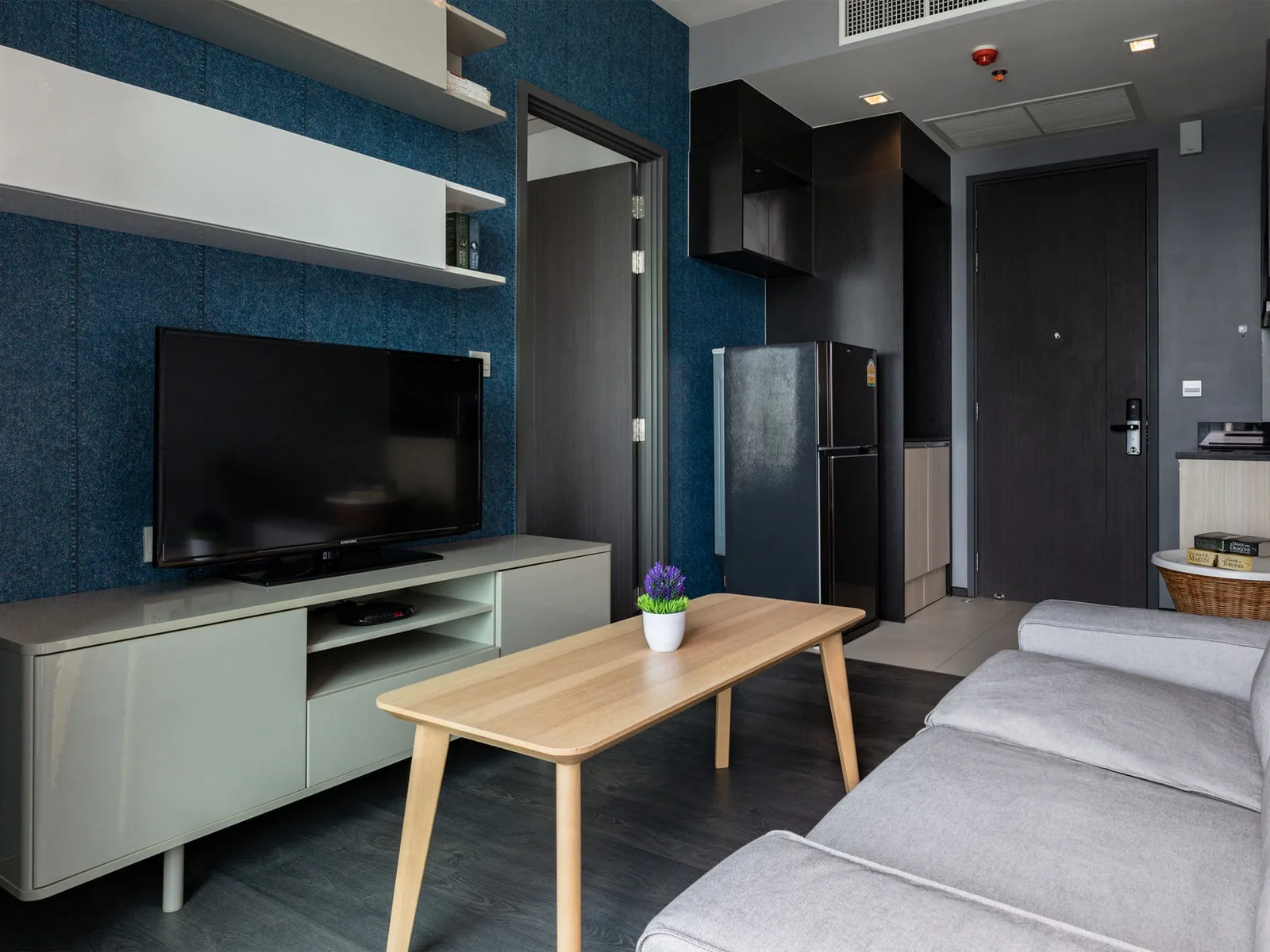 Edge Sukhumvit 23 — photo 3
