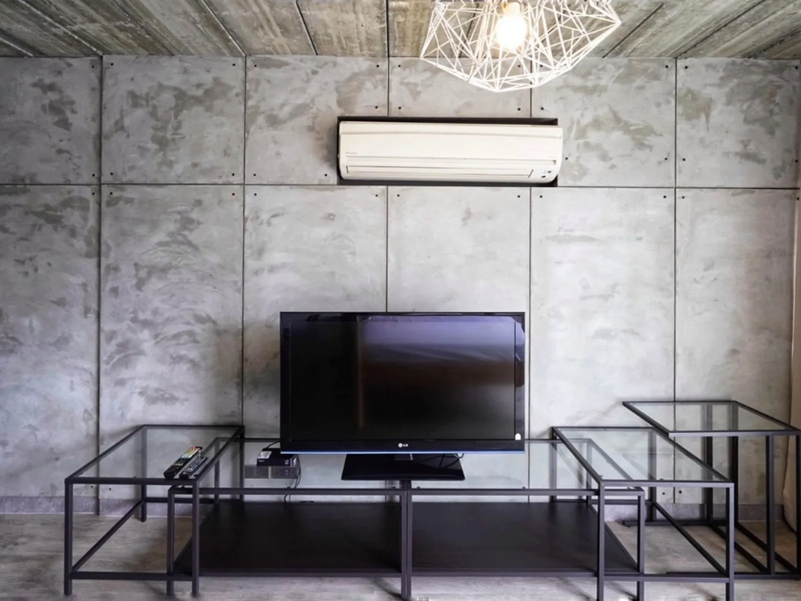 Raintree Villa — photo 2