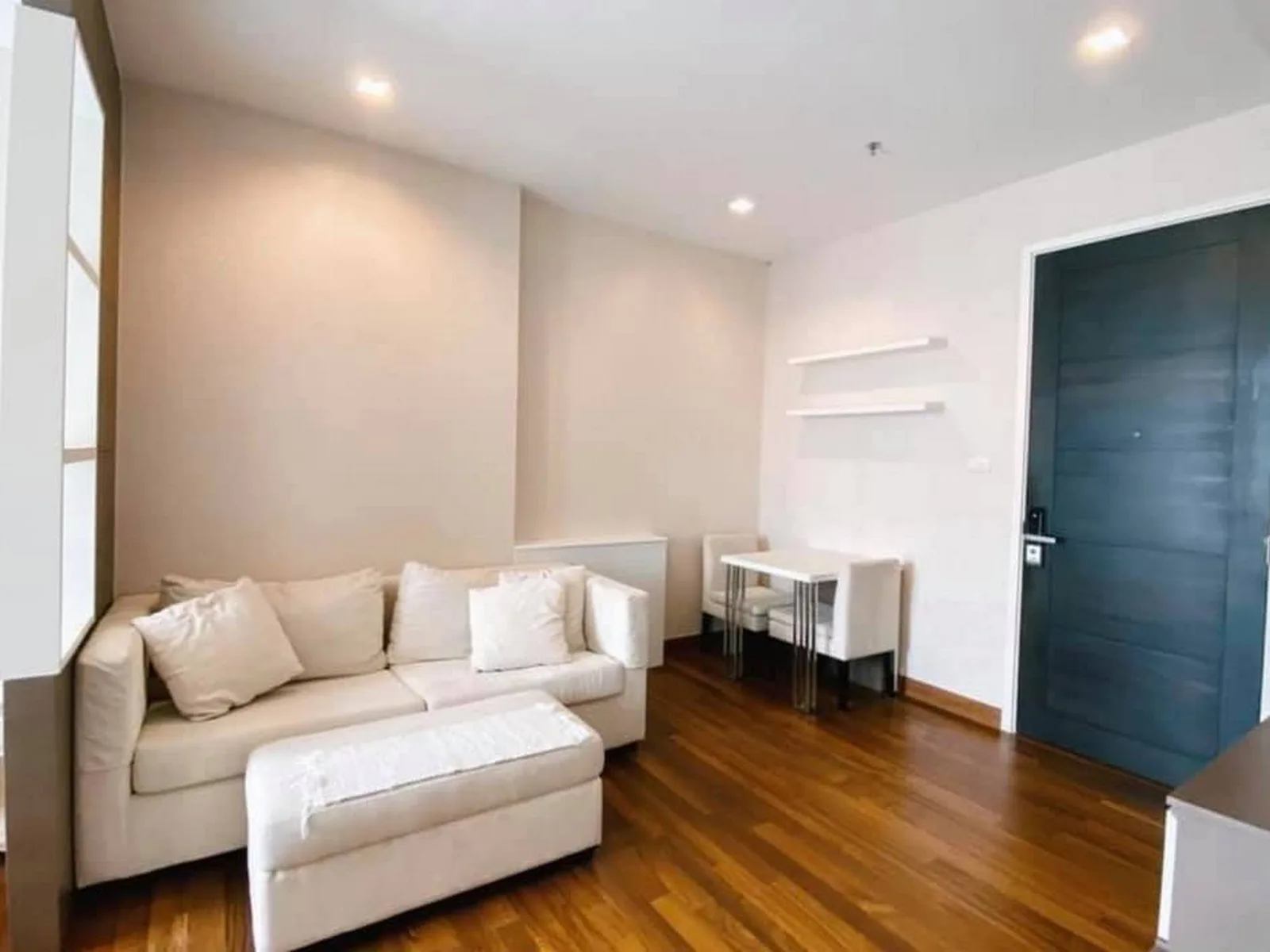 Ivy Sathorn 10 — photo 2