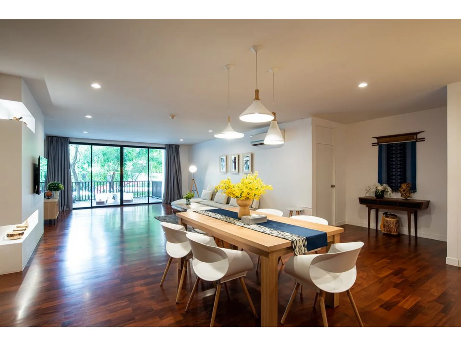 Benviar Tonson Residence — photo 3