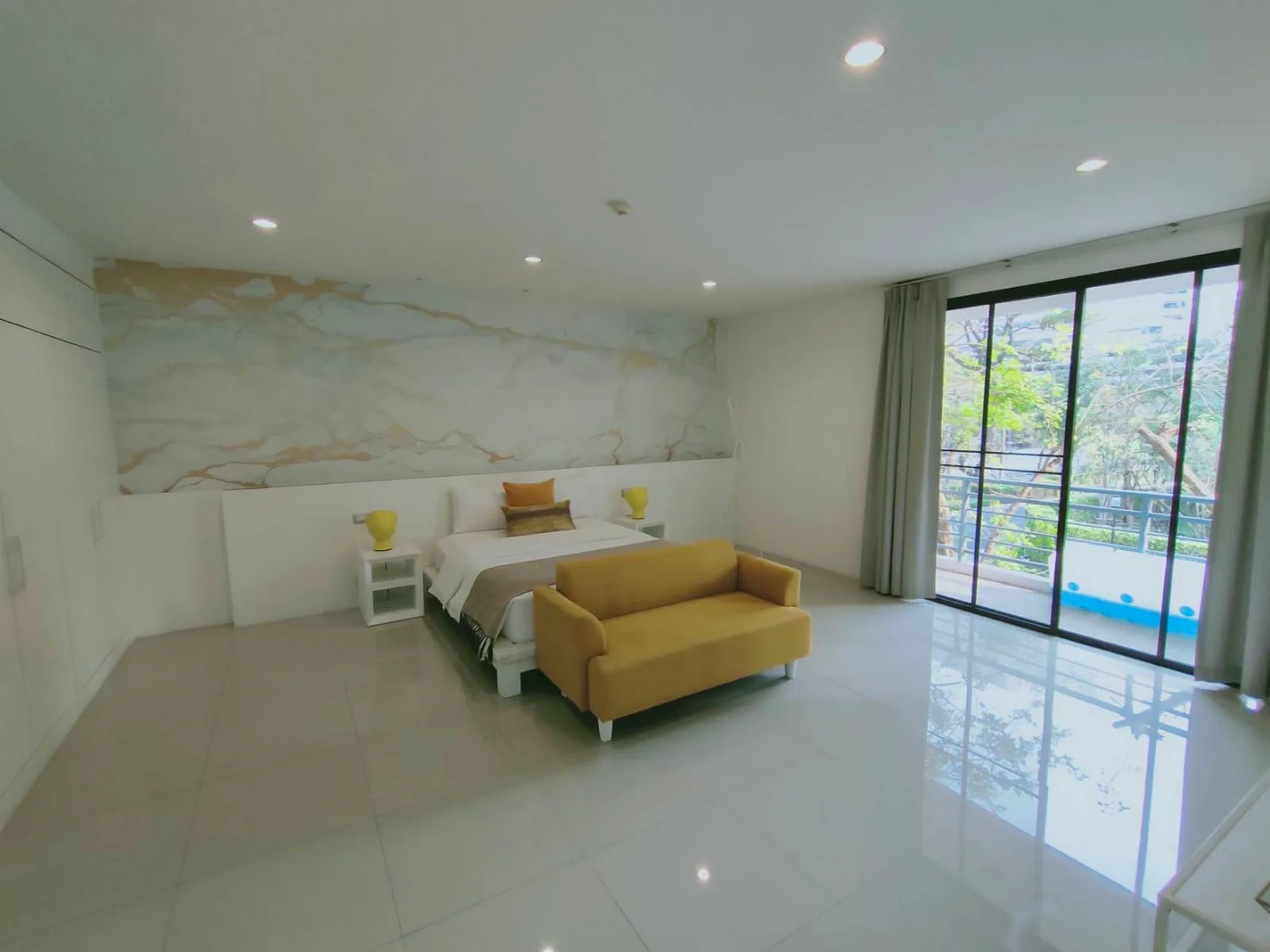 Benviar Tonson Residence — photo 1