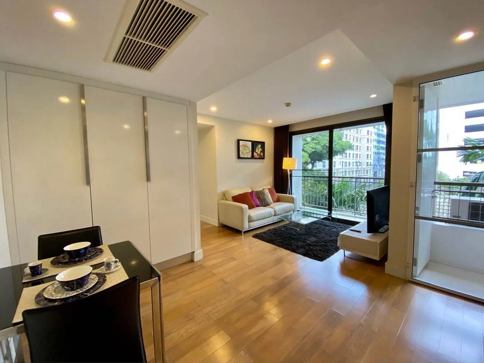 Collezio Sathorn - Pipat — photo 2