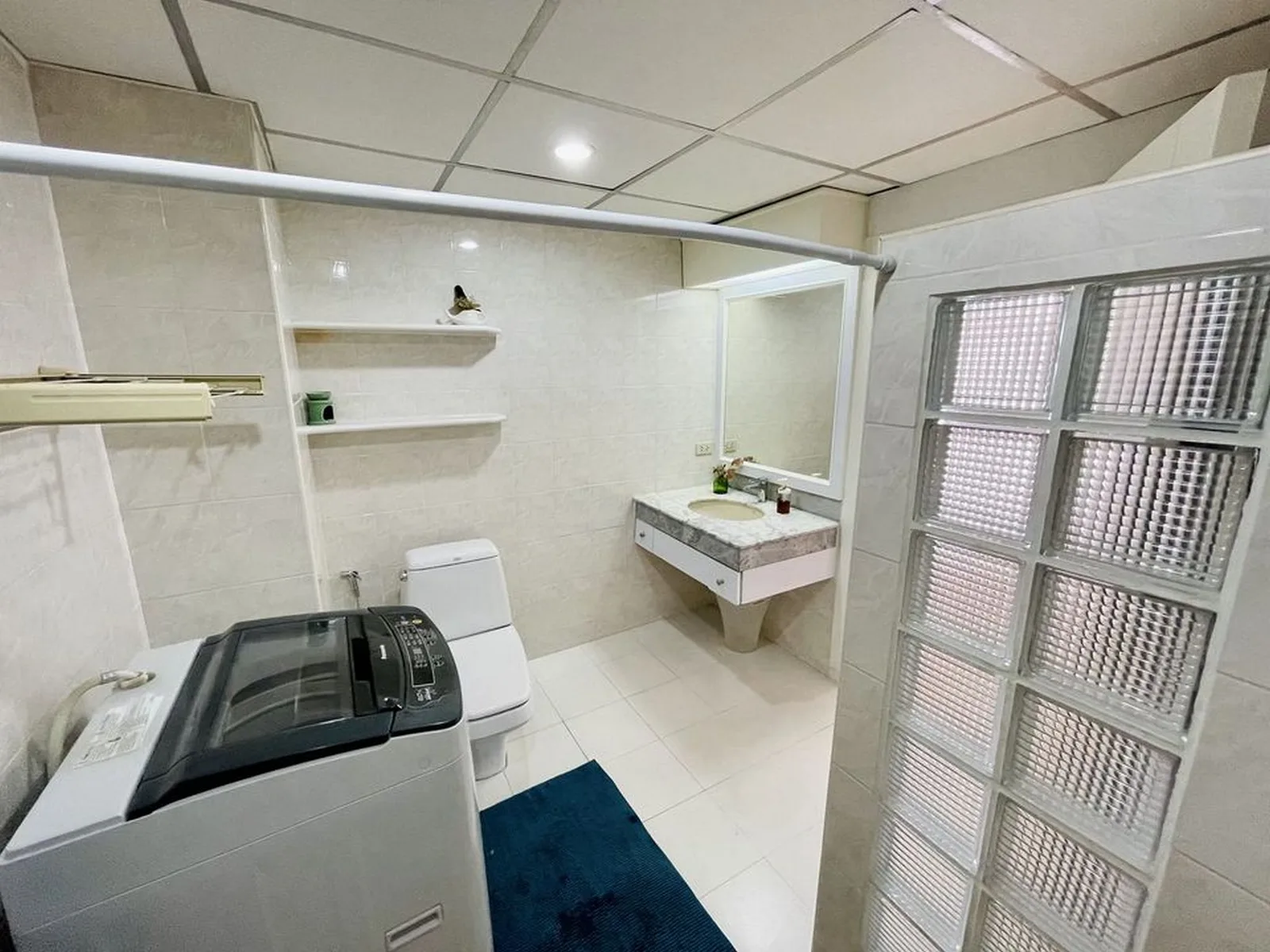 Phasuk Place — photo 13