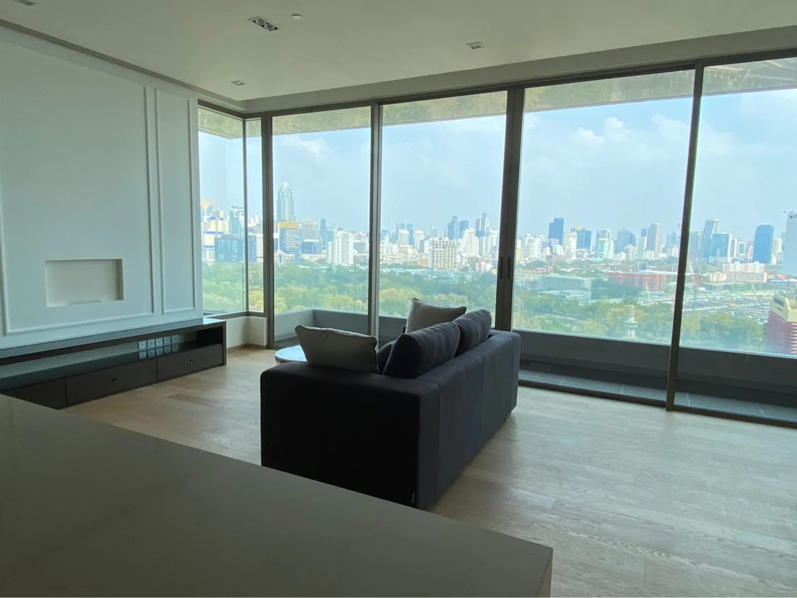 Saladaeng One — photo 2