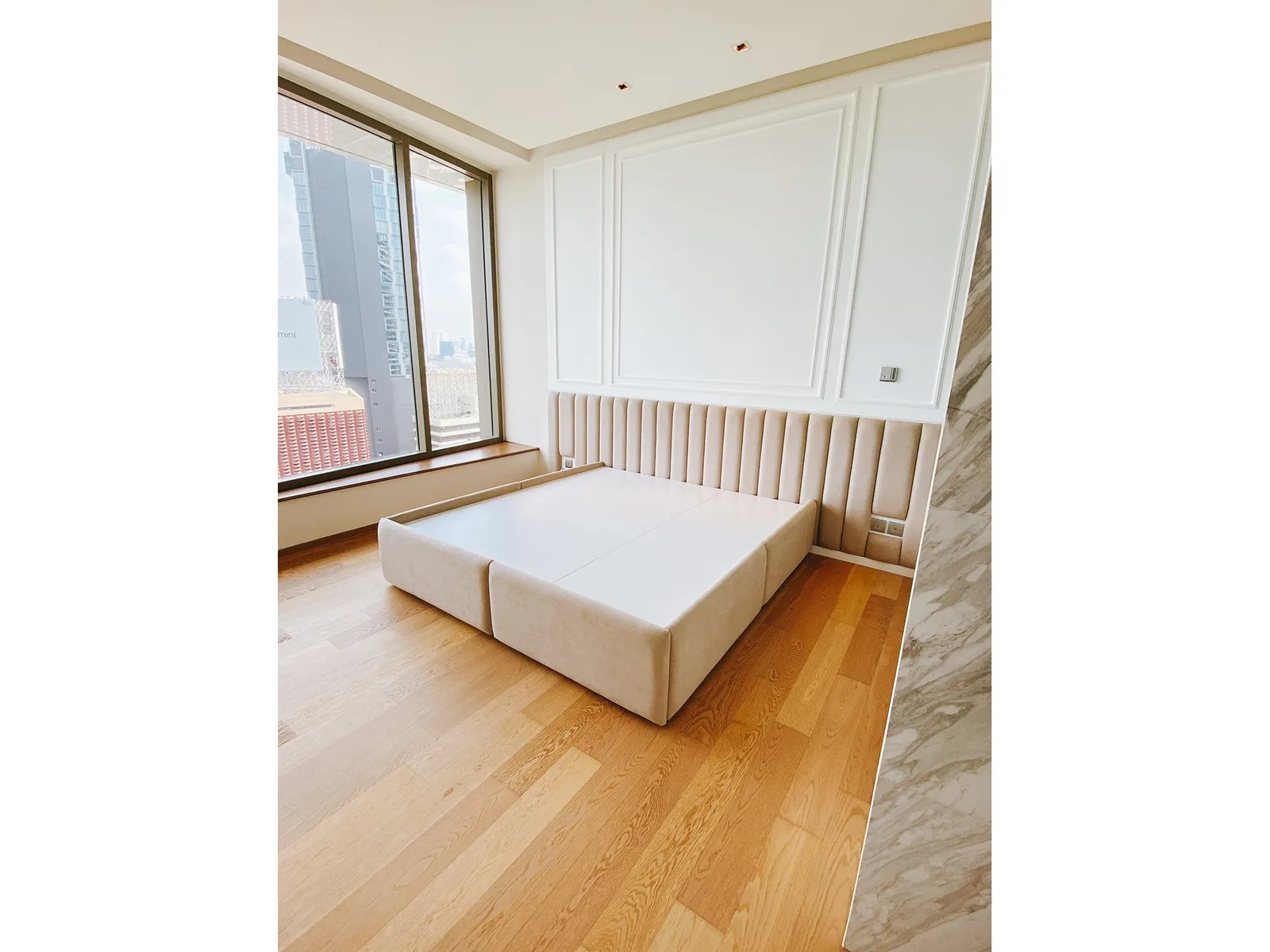 Saladaeng One — photo 3