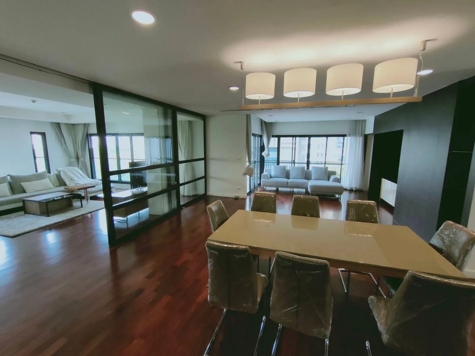 Tonson Court — photo 5