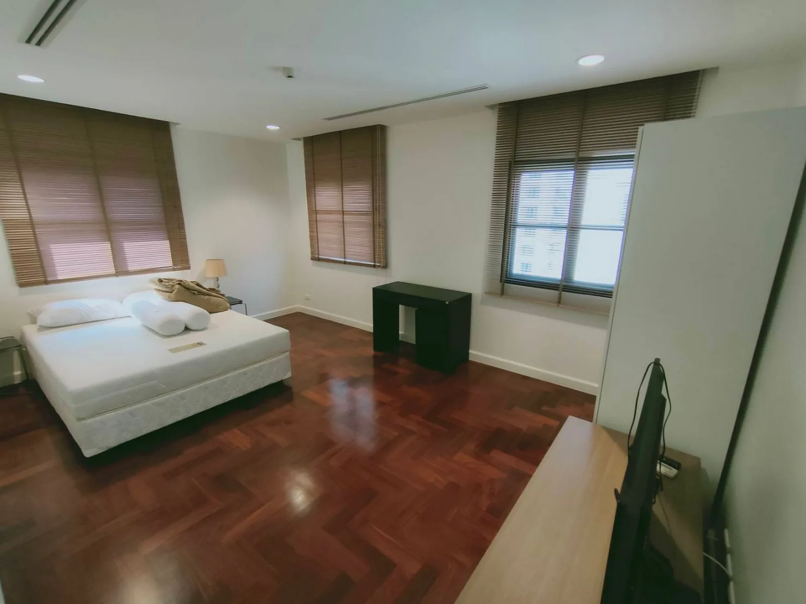 Tonson Court — photo 7