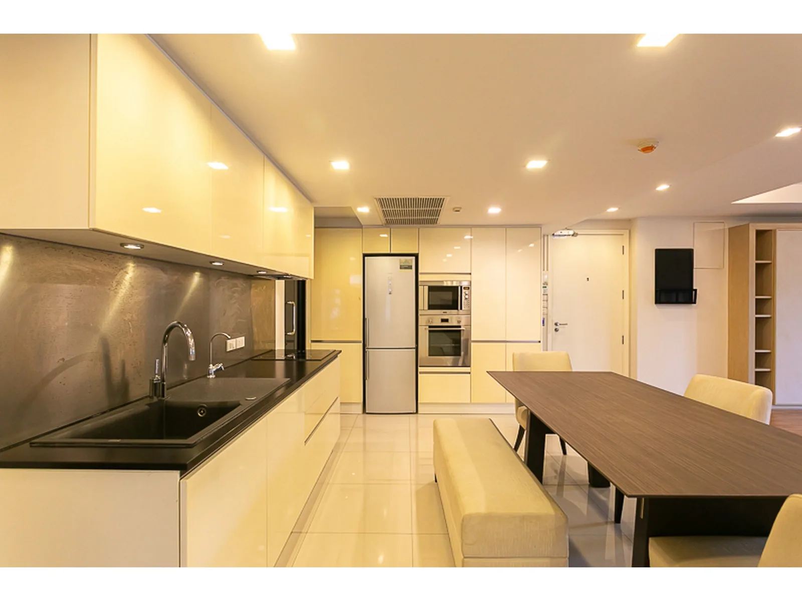 L8 Residence — photo 14
