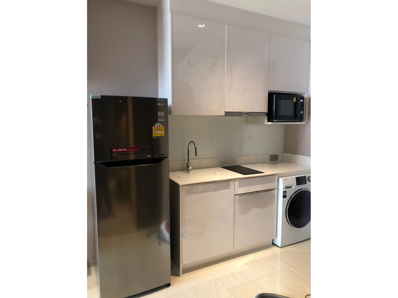 Ashton Silom — photo 5