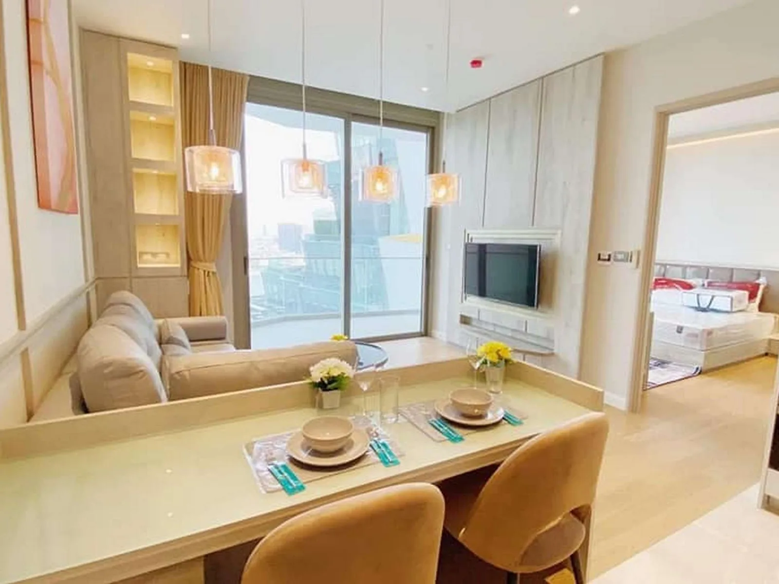 Magnolias Waterfront Residences — photo 2