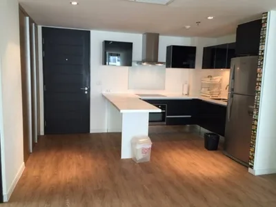 Eight Thonglor Residence