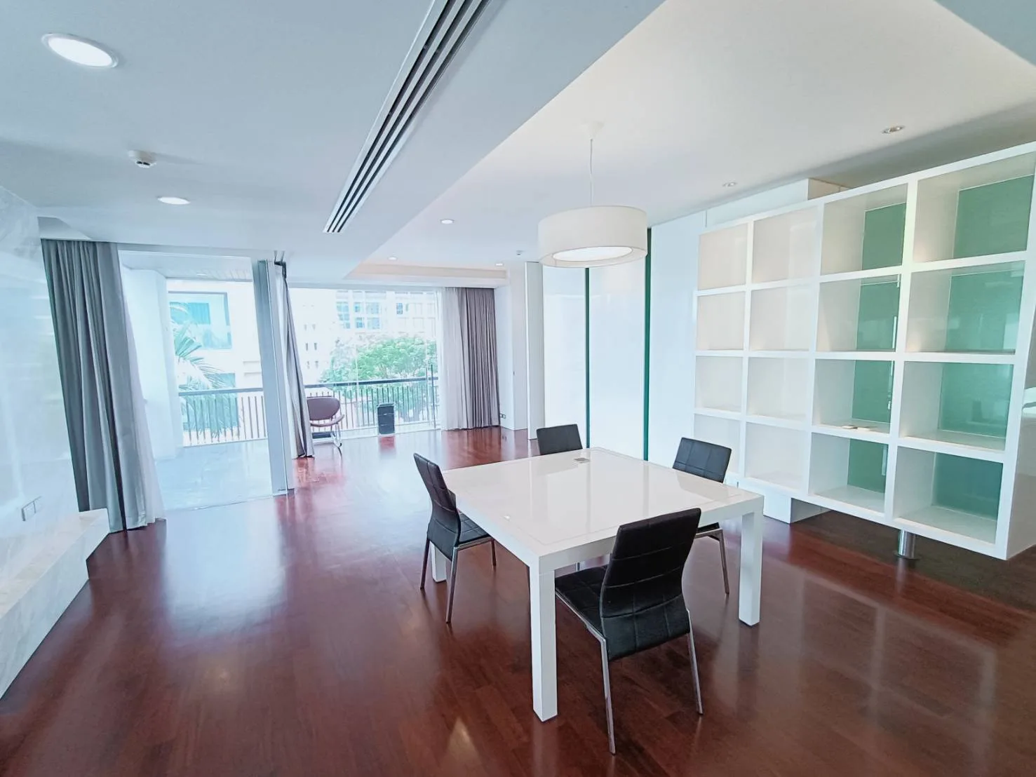Tonson Court — photo 4