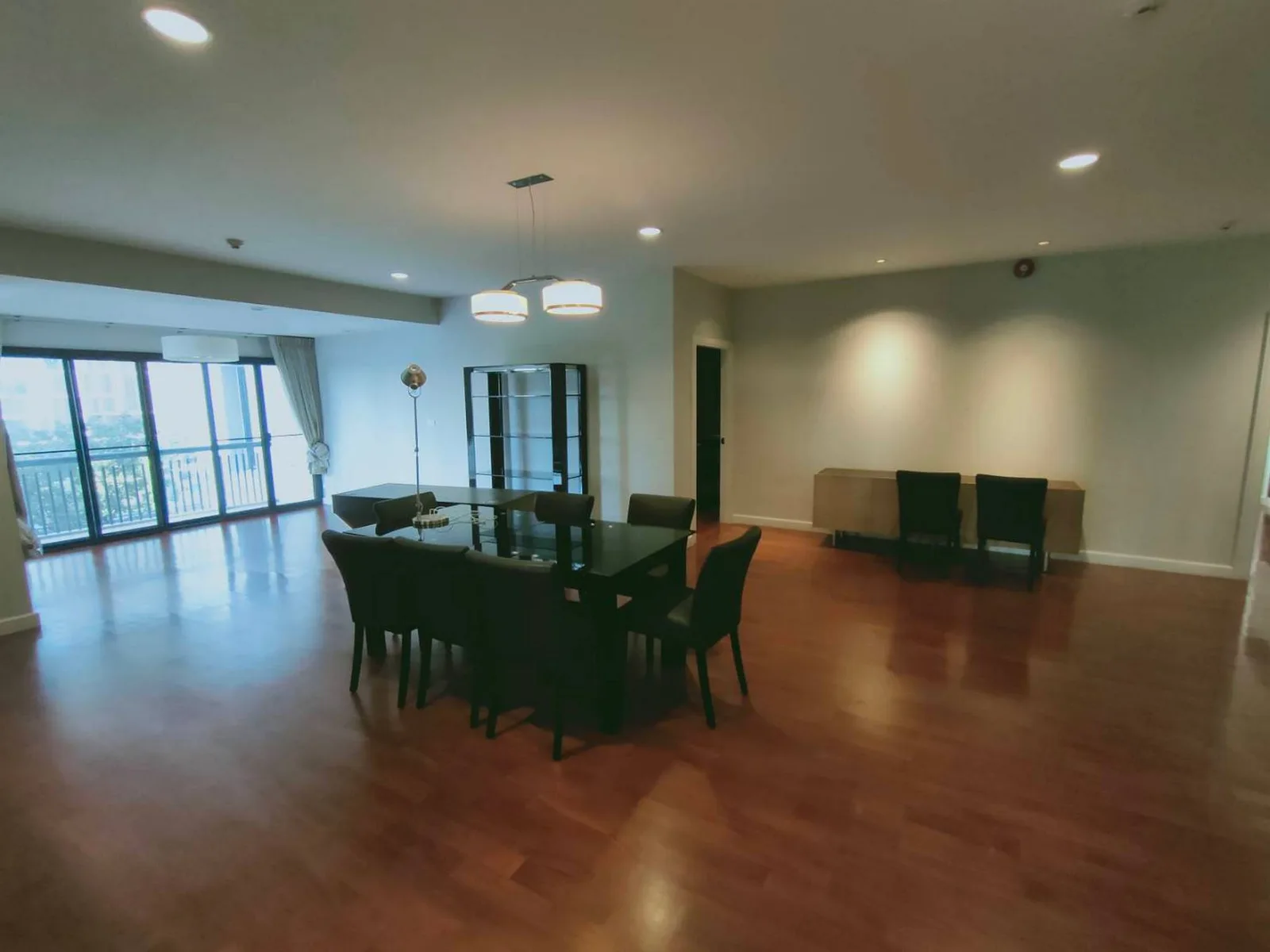 Tonson Court — photo 3