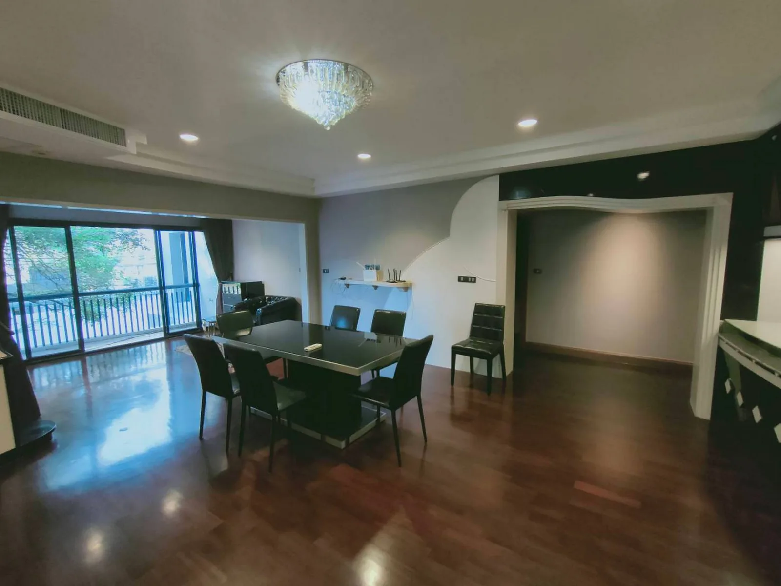 Tonson Court — photo 4