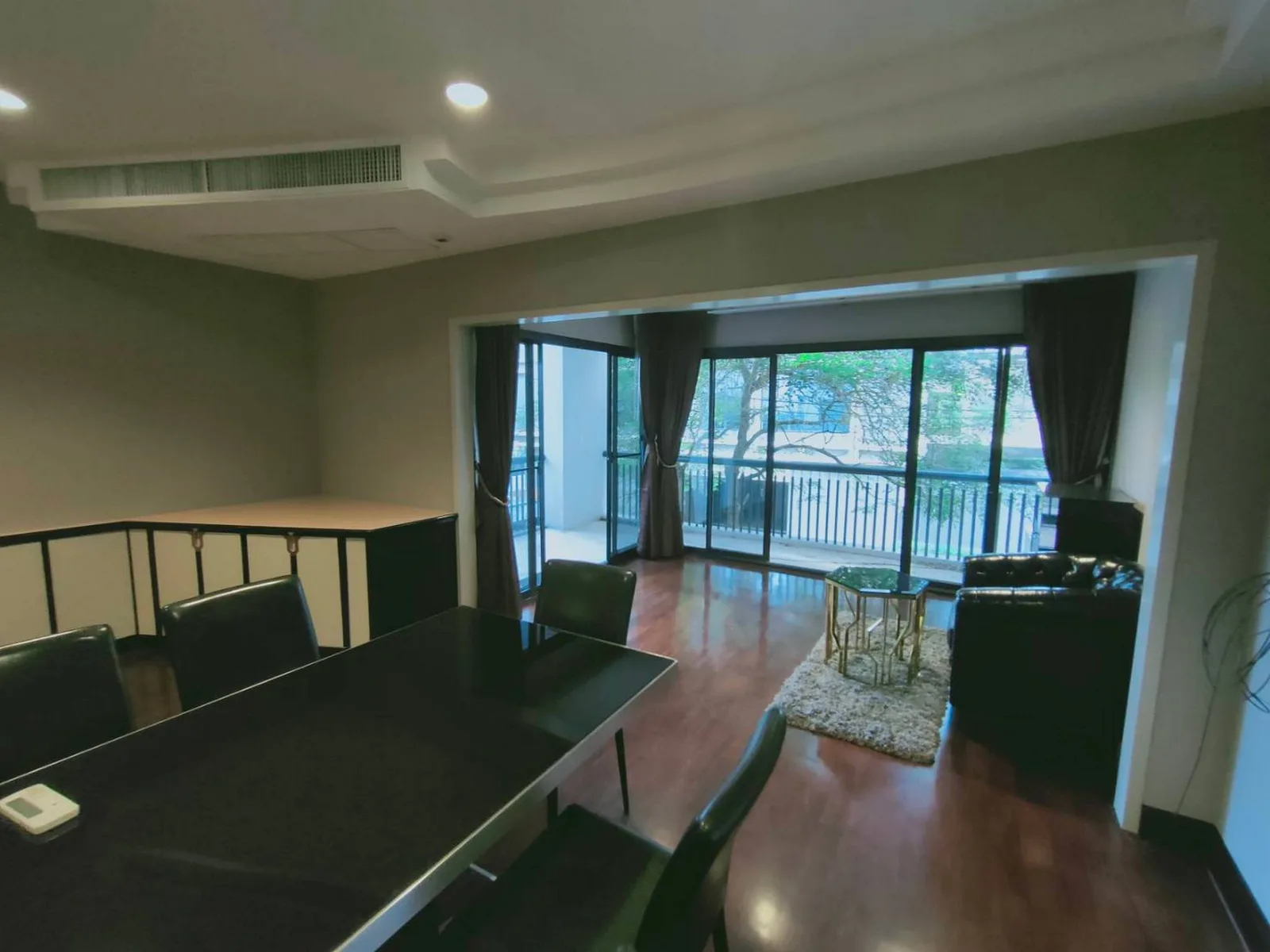 Tonson Court — photo 5